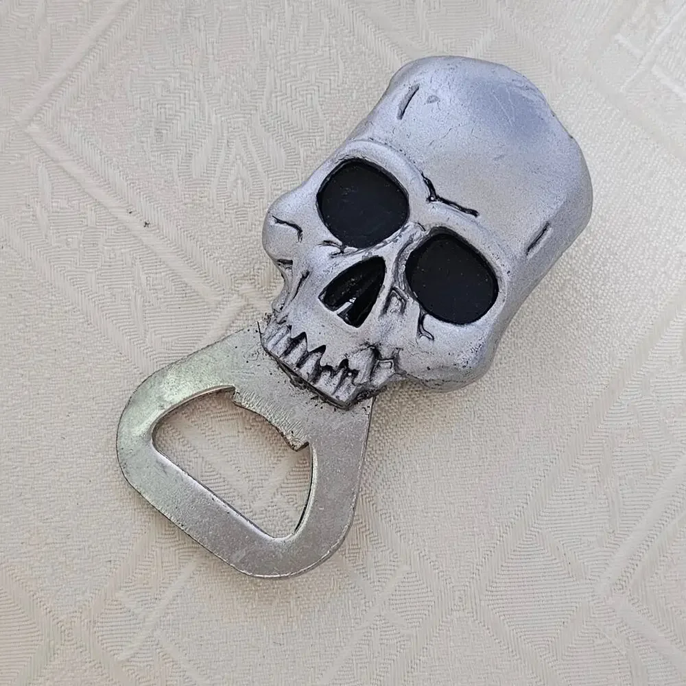 Metal Bottle Opener Skull, Metal + Hard Plastic